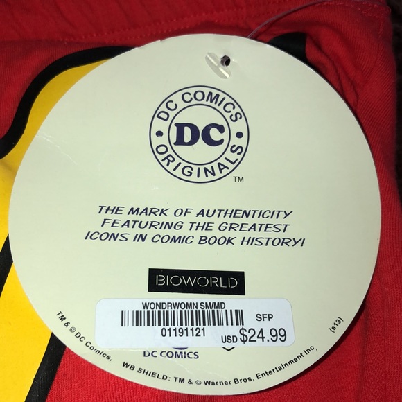 Y2K DC Comics Wonder Woman Costume with Accessories - Picture 6 of 14